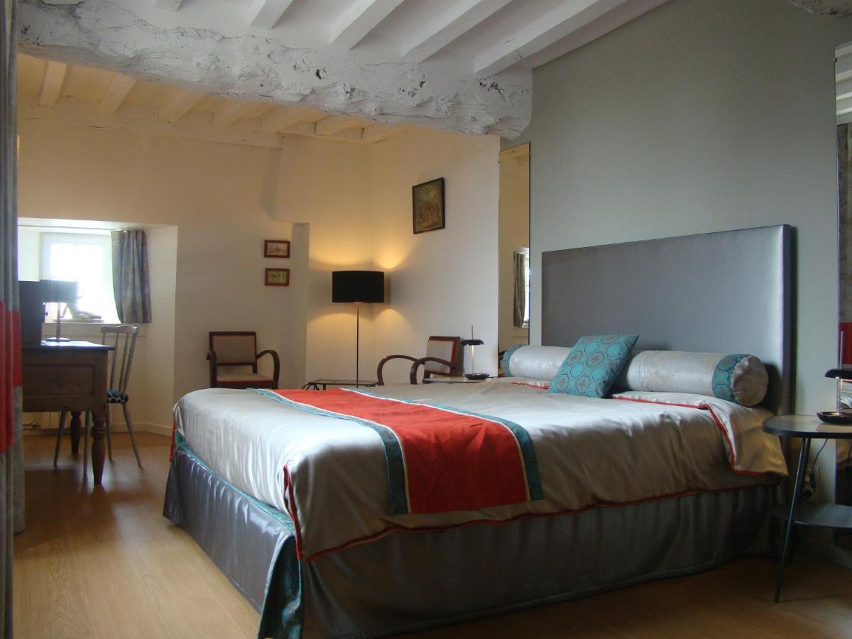 Manoir De La Ville Marie Hirel Exteriér fotografie